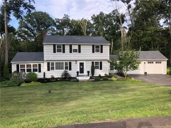15 Oak Drive, North Branford, CT 06472