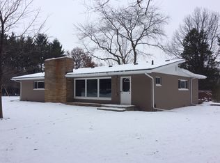 700 E Gunn Rd, Rochester, MI 48306