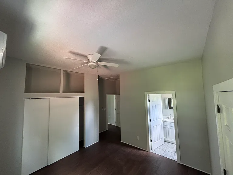1232 W Duval St — Photo 21