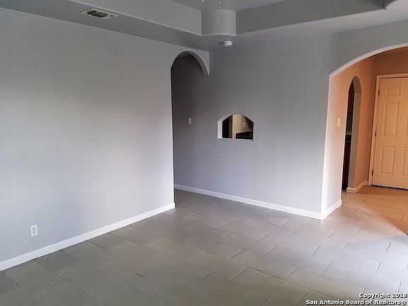4th image of 1516 Delgado St