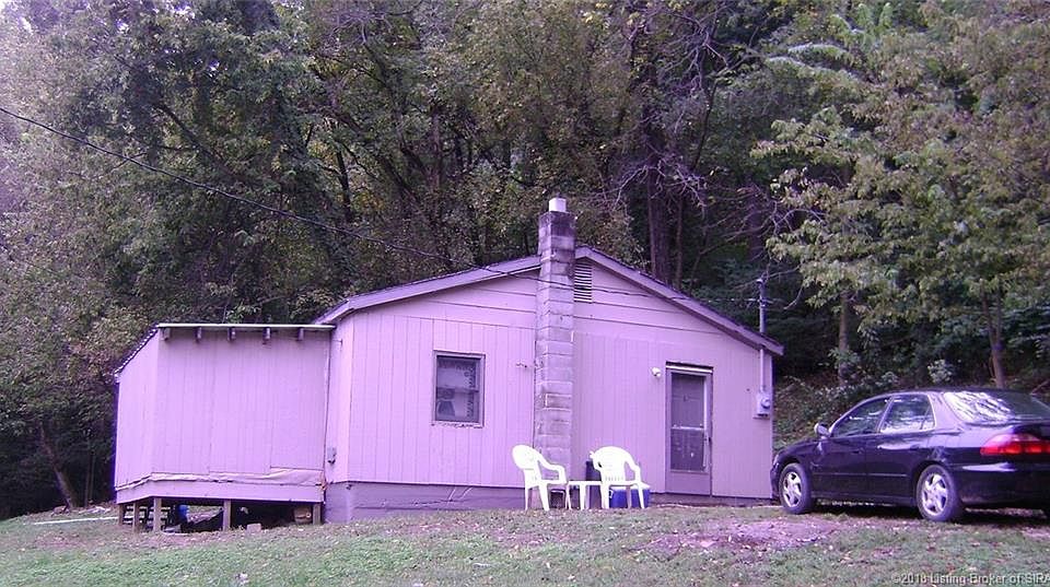 2nd image of 1701 Old Highway 111 SE
