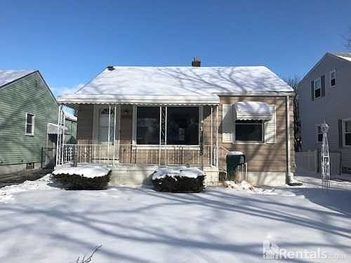 1st image of 18755 Woodland St