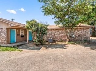 1122 N Center St #1122, Arlington, TX 76011