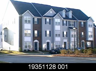 9911 Treeside Ln, Matthews, NC 28105