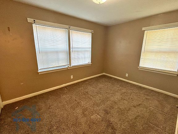 3rd image of 904 E South St #1