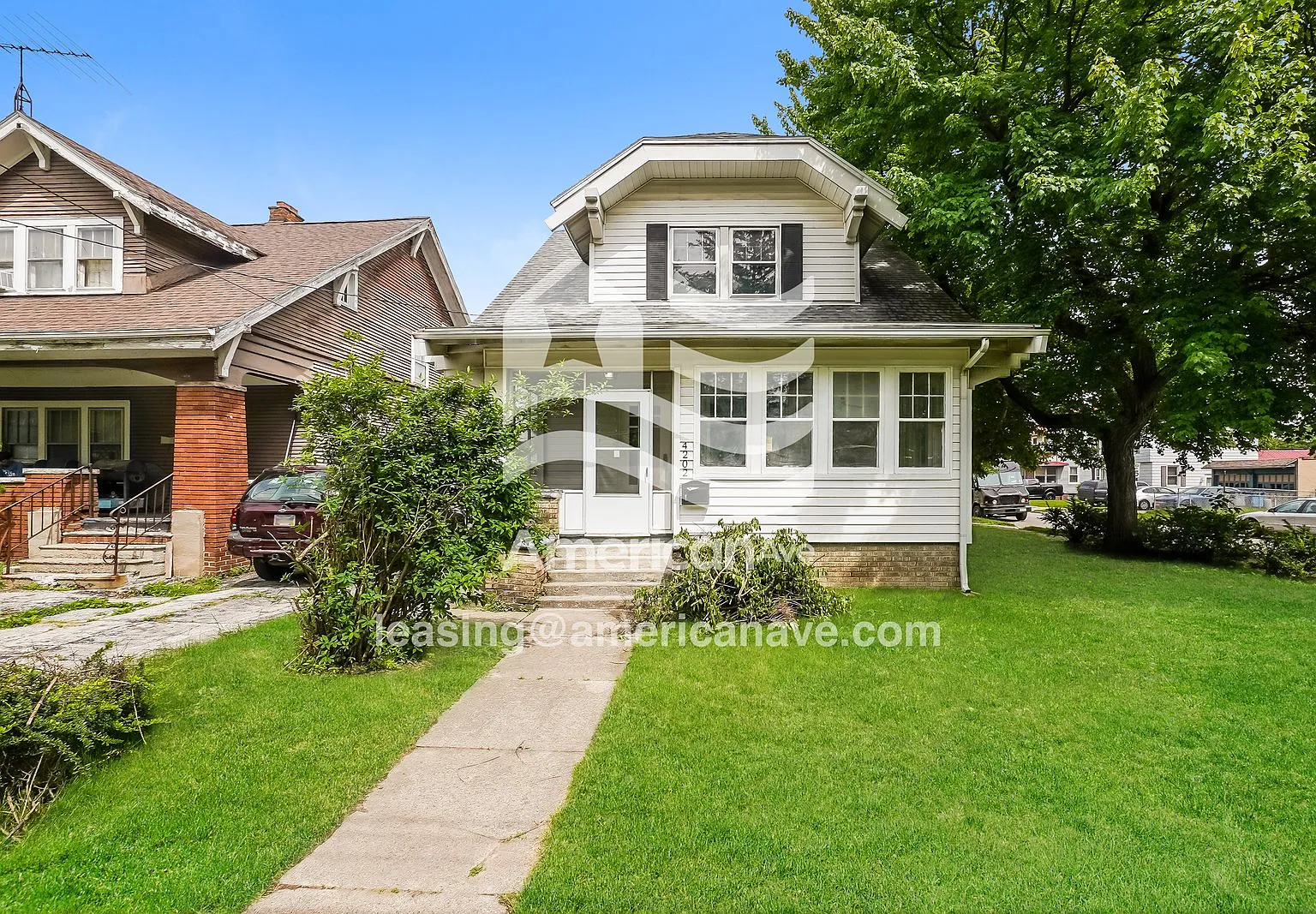 3 bed, 1.5 bath, 1533 sqft, $1,364 — Photo 1