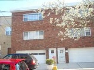 562 66th St, West New York, NJ 07093