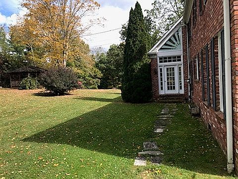 2nd image of 101 Lida Ln