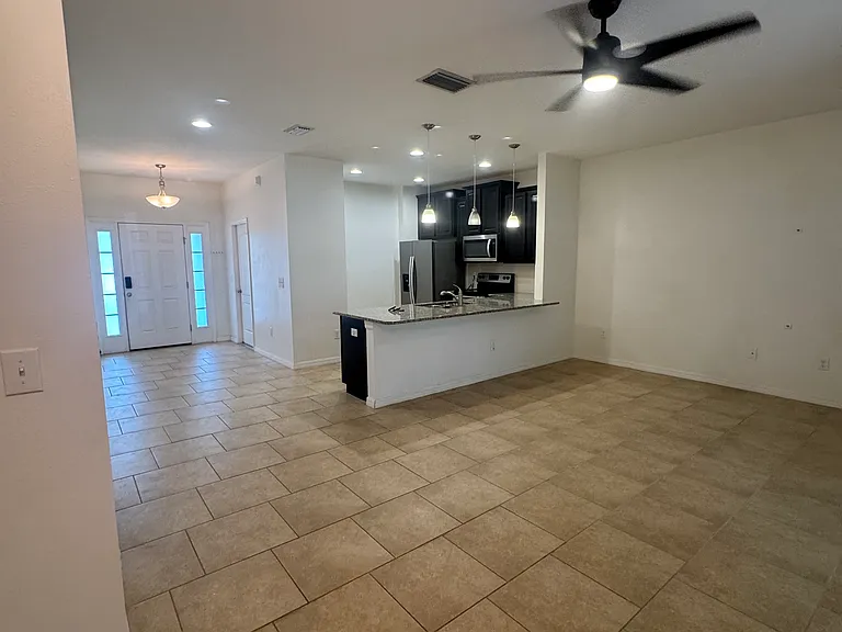 6441 Baytown Dr #6441 — Photo 12
