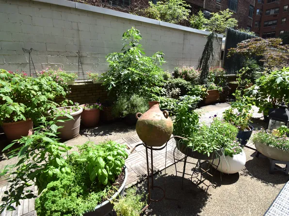 155 East 76th Street 1B image 28 of 29
