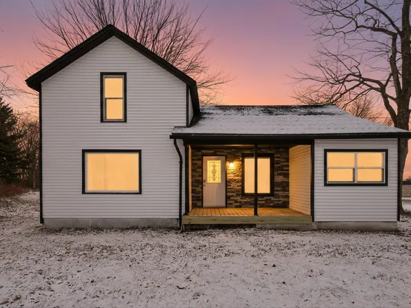 5329 E Monroe Rd, Breckenridge, MI 48615