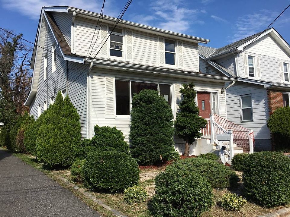 1st image of 18 Church Pl