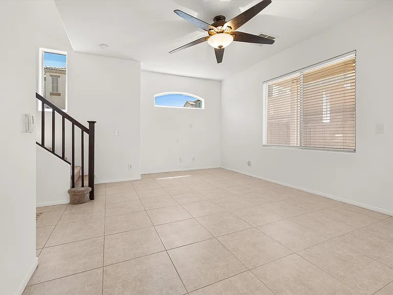 5185 Silent Valley Ave — Photo 5
