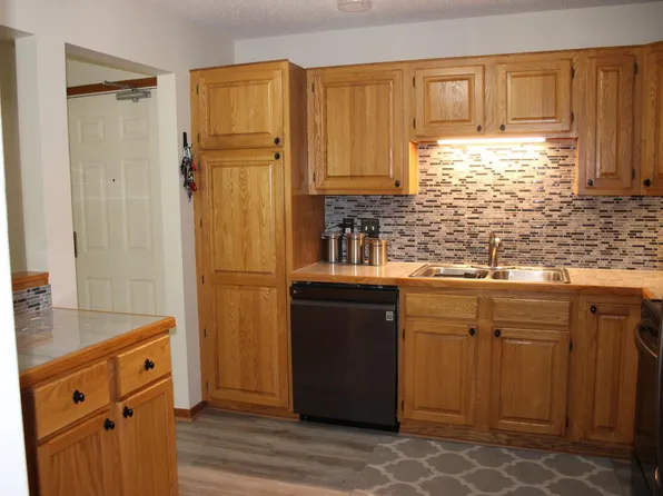 4465 Trenton Ln N APT 107, Plymouth, MN 55442