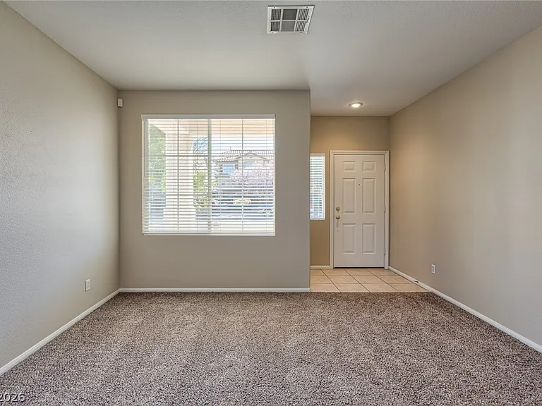 10054 Cambridge Blue Ave — Photo 5