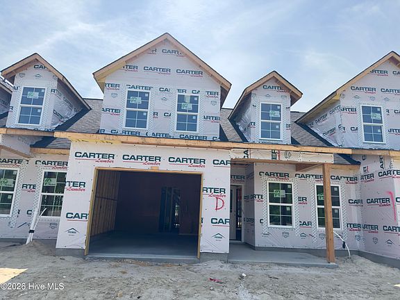 3rd image of 487 Timbercrest Circle SE