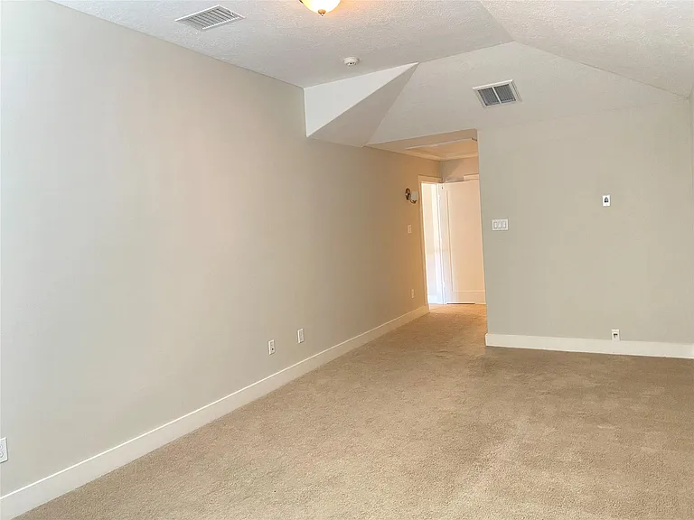 13409 Preston Cliff Ct — Photo 30