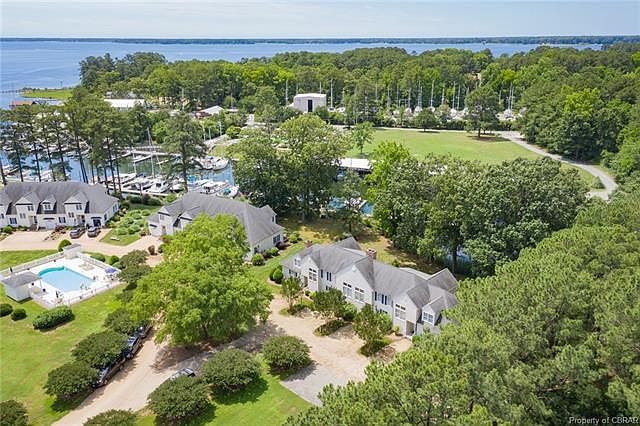 1st image of 1022 Fishing Bay Rd #4