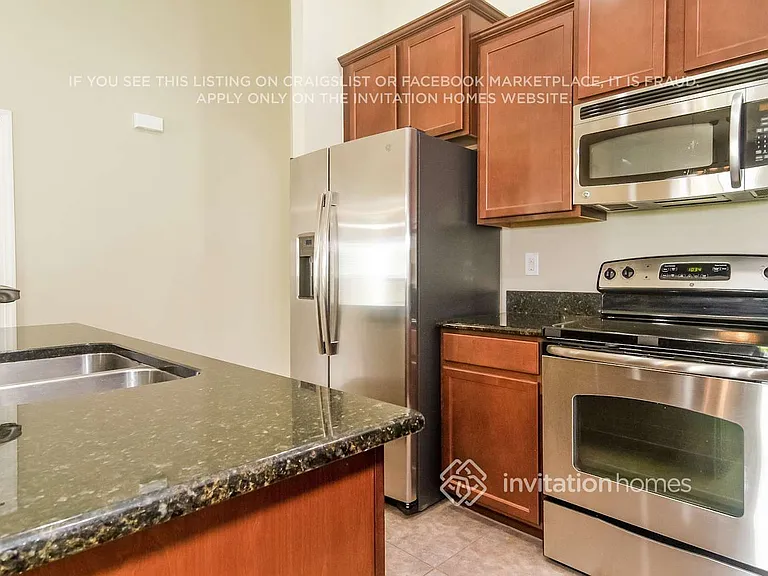 1455 Litchfield Dr — Photo 5