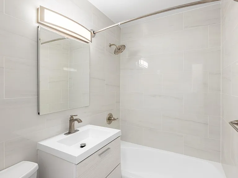 401 E 86th St #9C — Photo 13