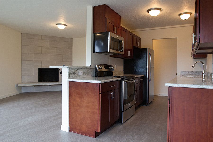 1st image of 2501 Thorndyke Ave W APT 201