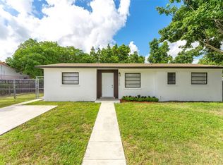 12100 SW 191st Ter, Miami, FL 33177