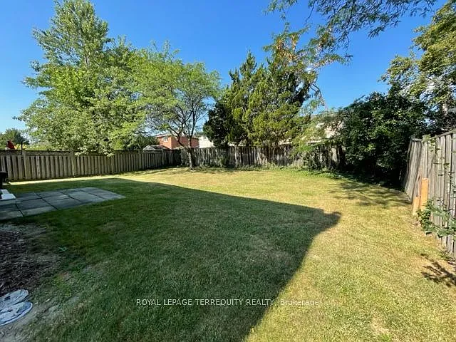 743 Fieldstone Rd — Photo 40