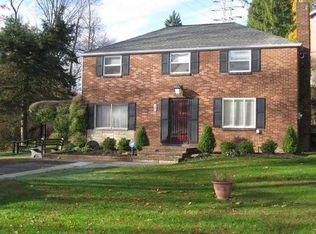 148 Sycamore Dr, Pittsburgh, PA 15237