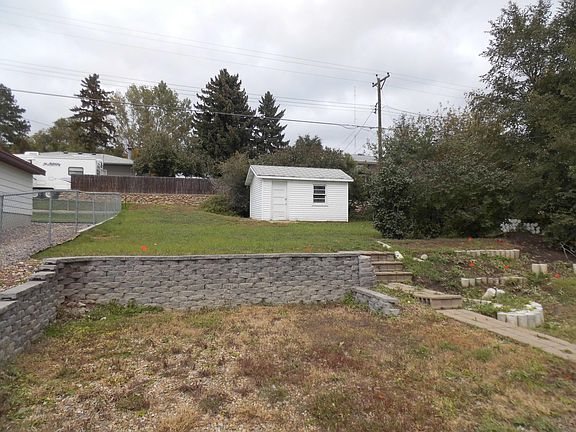 2nd image of 1308 2nd St NE