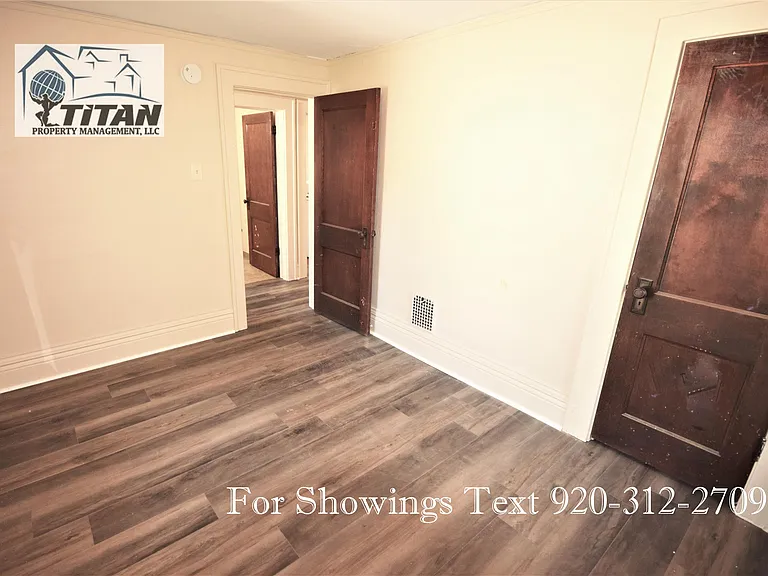 170 E Cotton St #2 — Photo 4