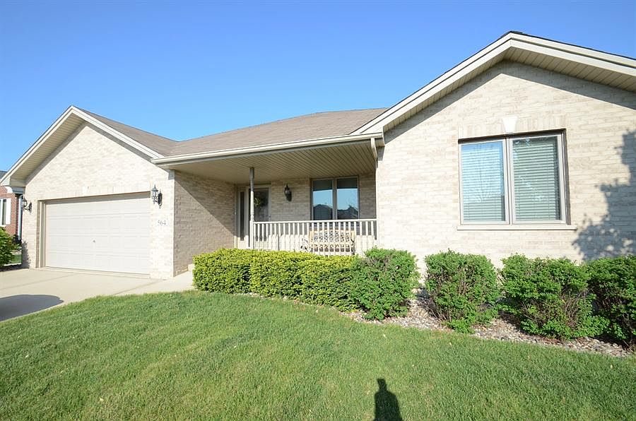 1st image of 564 Marilyn Dr