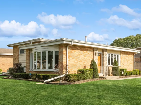 245 Avonelle Dr, Chicago Heights, IL 60411