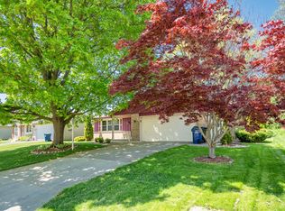 3516 Monarch Dr, Racine, WI 53406