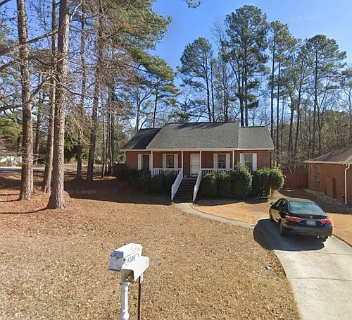 101 Westshire Pl Photo 1