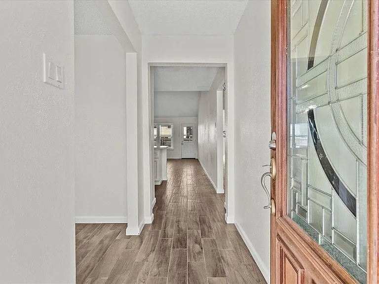 3705 Misty Cove Ct — Photo 5