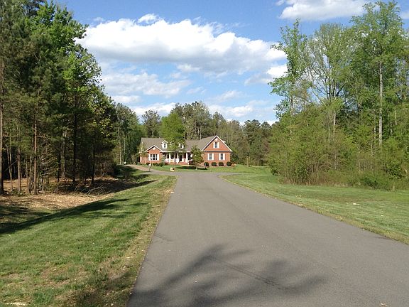 3rd image of 11900 Shamrock Farms Ct