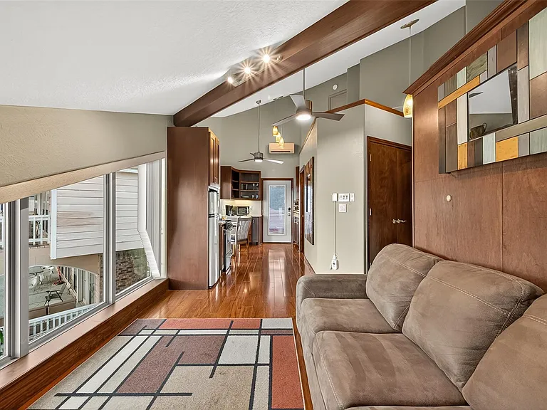 1623 Lake Arbor Dr — Photo 33