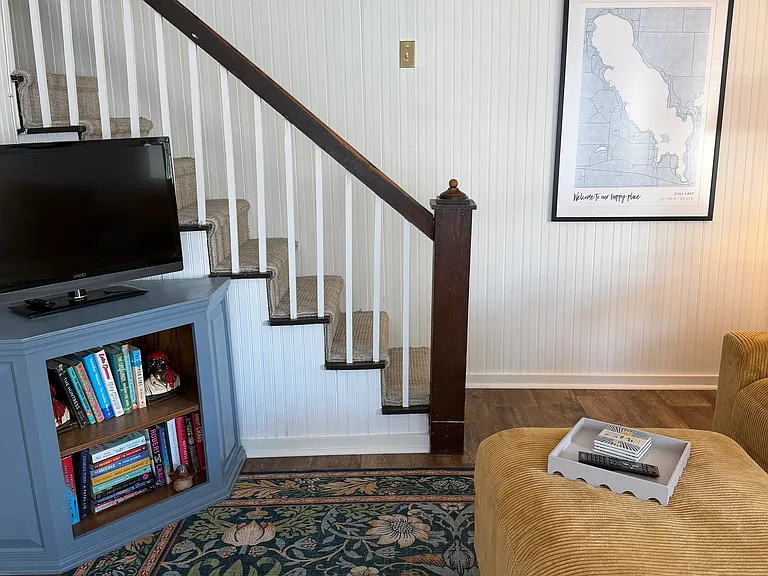 2036 Midlake Dr — Photo 21