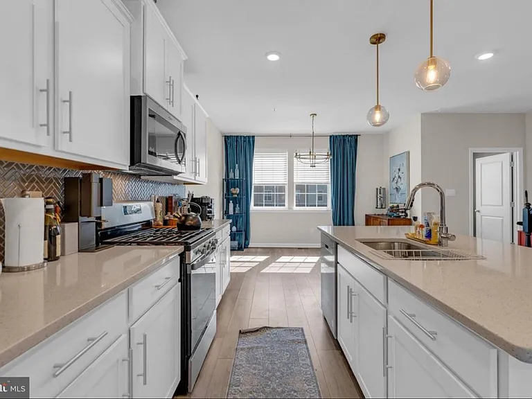 8805 Mimosa Ave #1 — Photo 7