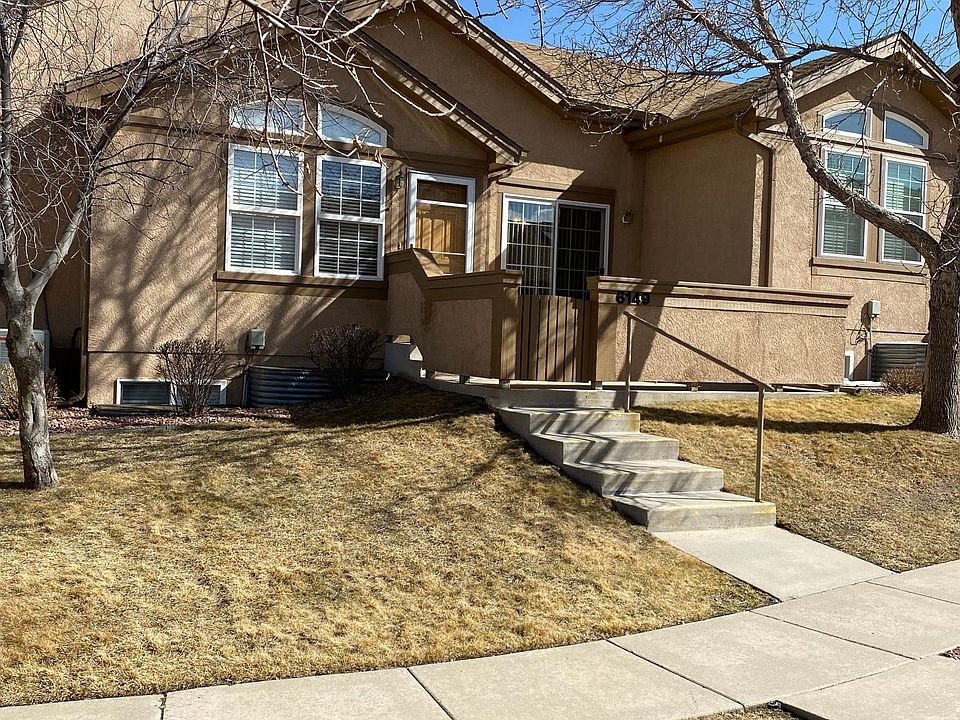 End unit townhome with spacious private patio and entrance. This is a two-level unit. With Master bedroom / bath, second bedroom and bath, kitchen, dining room and living room all on the main level.