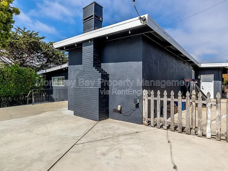 3057 Otto Dr — Photo 34