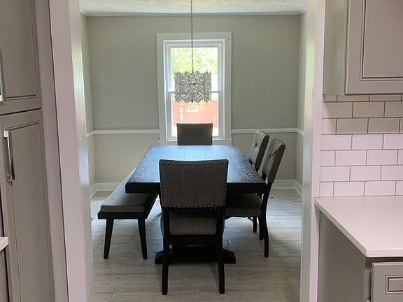 Dining room off of kitchen 