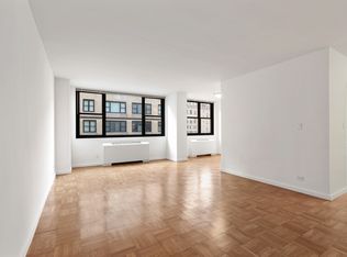 330 W 58th St APT 15D, New York, NY 10019