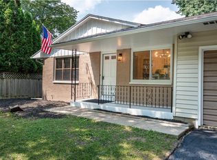 2706 Victoria Ln, Madison, WI 53704