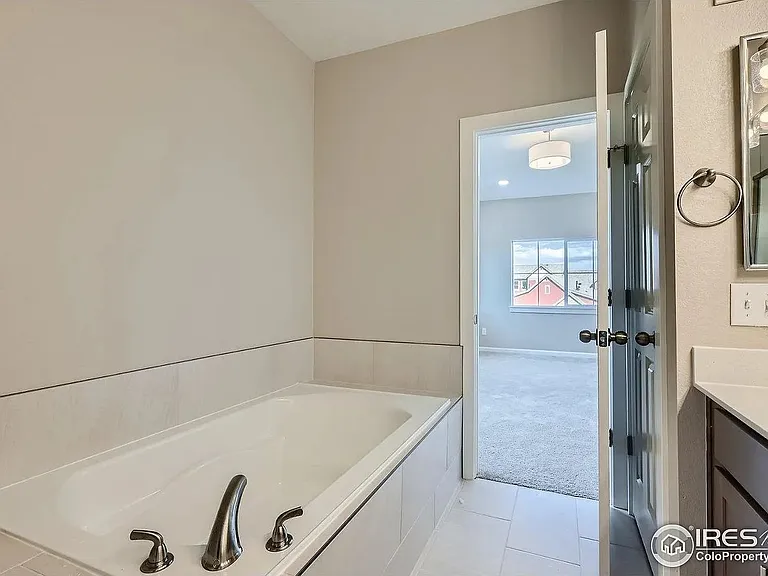 2435 Calais Dr #20-H — Photo 12