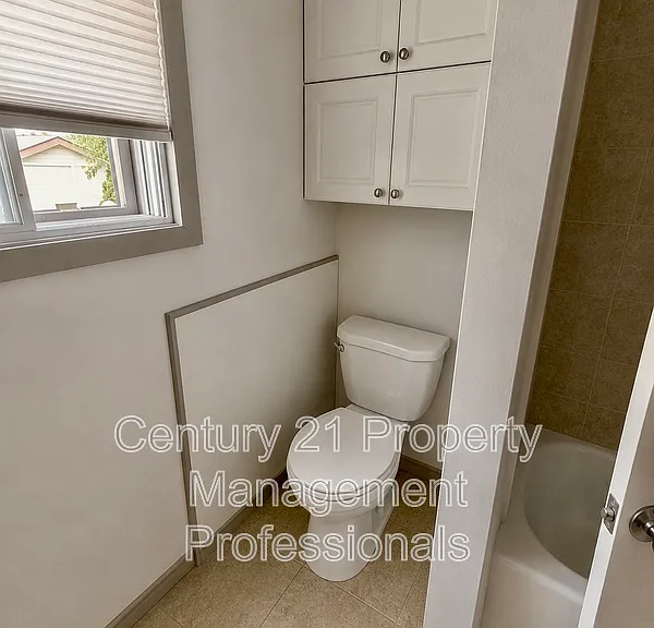 9503 Sherridon Dr — Photo 10