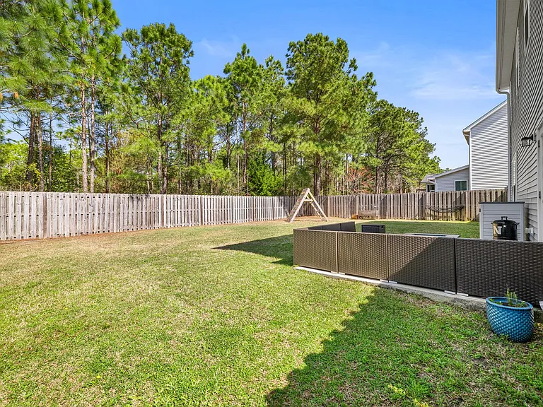 357 Belvedere Dr — Photo 53