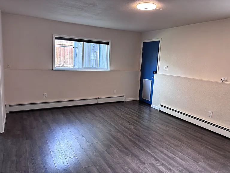 1417 Matterhorn Way — Photo 8