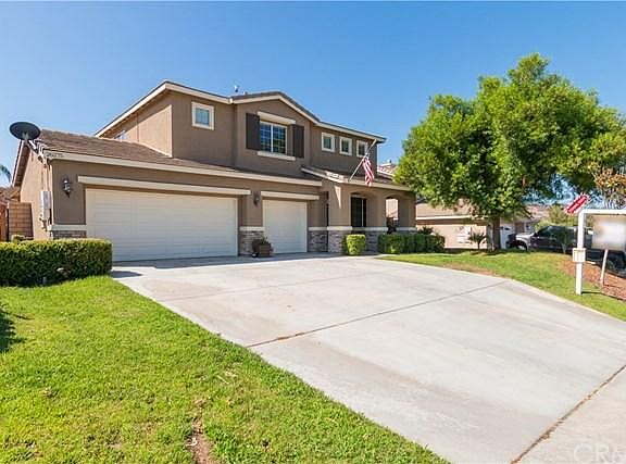 2nd image of 26275 Charmaine Pl