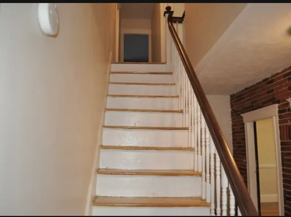 15 Havelock St, Dorchester, MA 02124